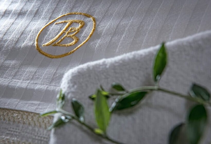 Fotos del hotel Petra Beach Hotel And Apartments:  30