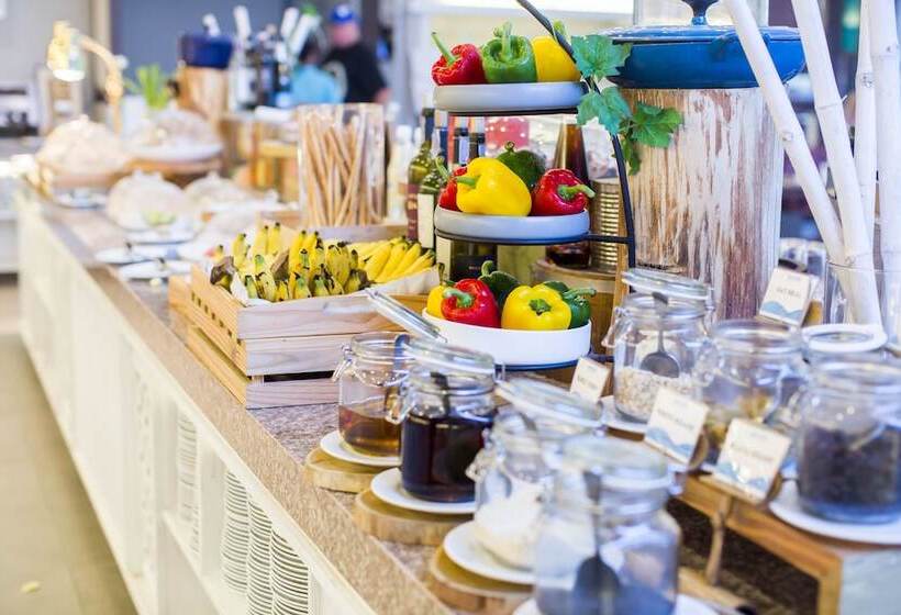 בית מלון כפרי The Waters Khao Lak By Katathani   Sha Extra Plus