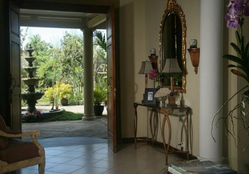 酒店 Villa Pakem Yogyakarta