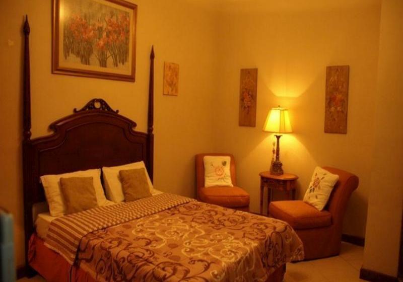 فندق Villa Pakem Yogyakarta