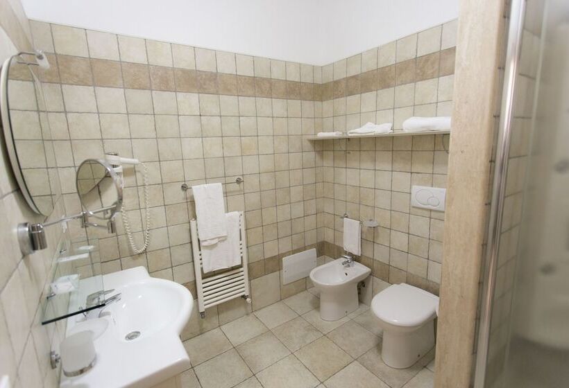 استراحتگاه Residence Portoselvaggio