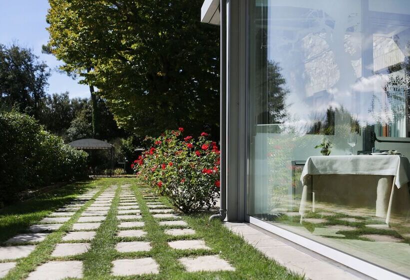 Tenuta Ponziani   Griffin S Resort