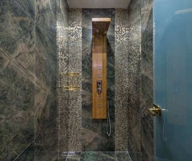 Fotos del hotel The Million Stone Hotel  Special Category:  9