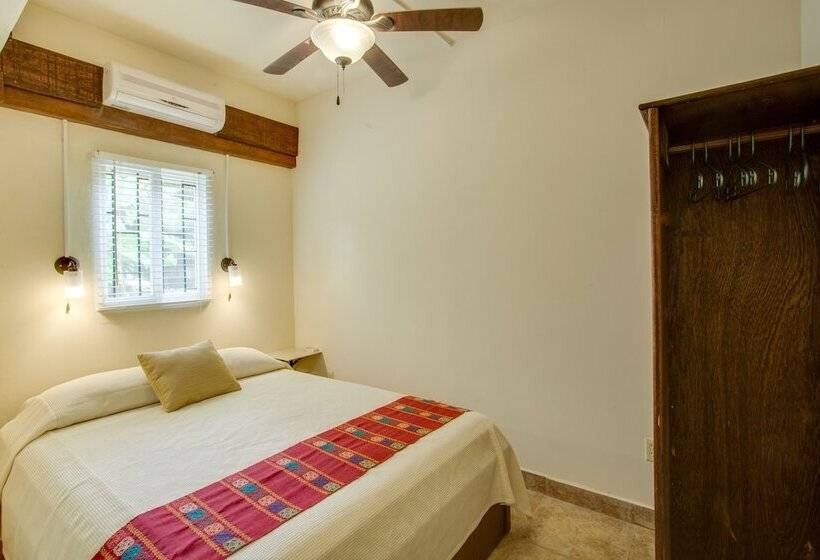 هتل Buttonwood Belize