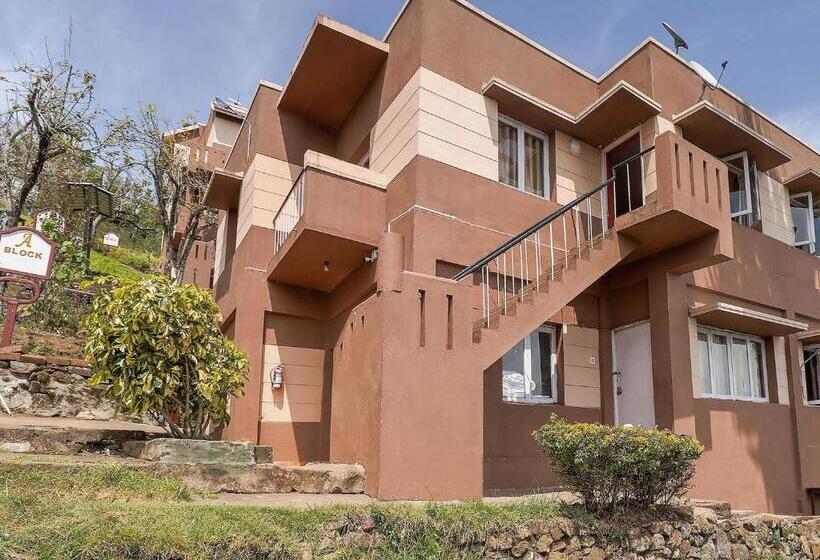 Fabhotel Green Castle Resort