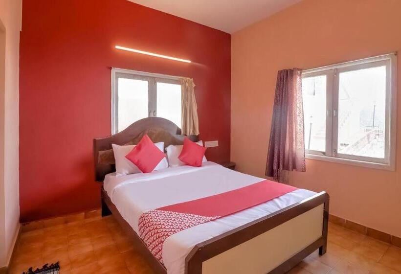 Fabhotel Green Castle Resort