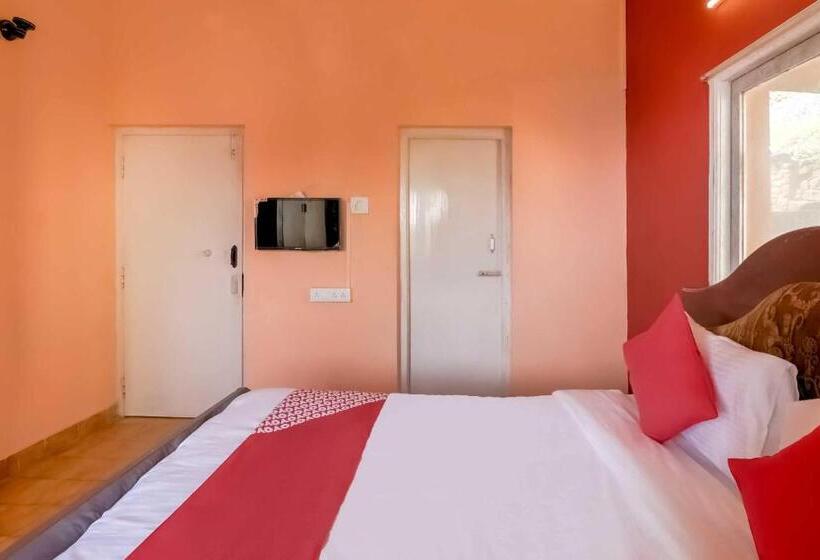 Fabhotel Green Castle Resort