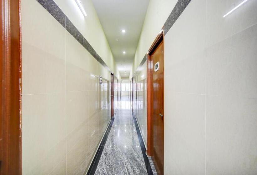 בית מלון כפרי Green Park By Oyo Rooms