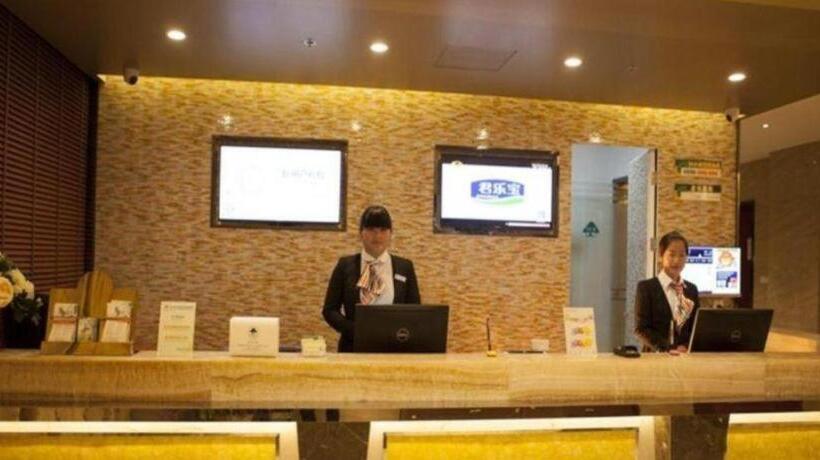 هتل Greentree Inn Jiansu Nantong Tongzhouwan Huanghe Road Business