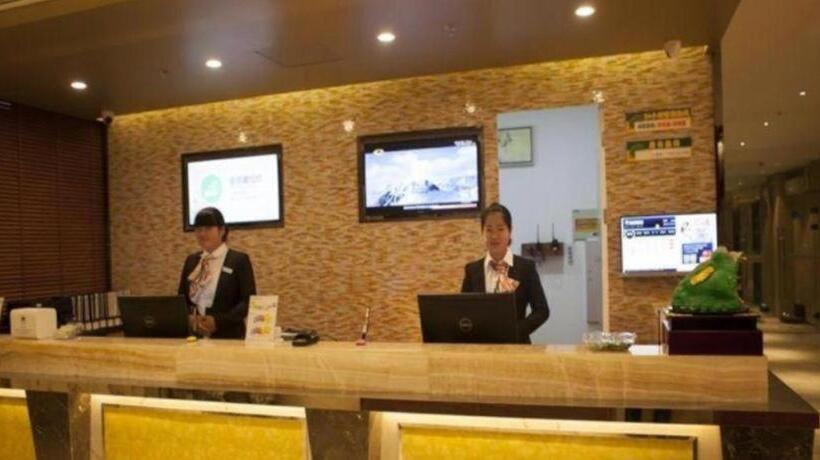 هتل Greentree Inn Jiansu Nantong Tongzhouwan Huanghe Road Business