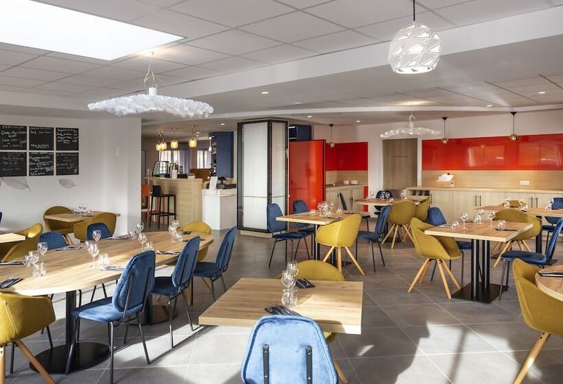 فندق Ibis Styles Fougeres
