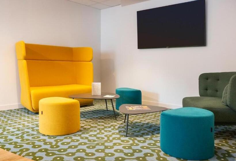 فندق Ibis Styles Fougeres