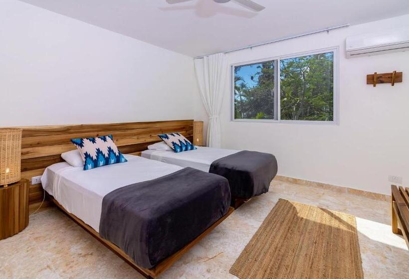 בית מלון כפרי Las Canas Beach Retreat