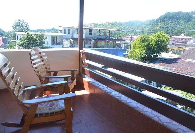 هتل Hostal Doraz