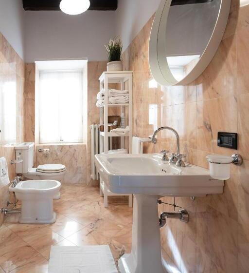 مبيت وإفطار Lo Schiaccianoci Bed&breakfast De Charme