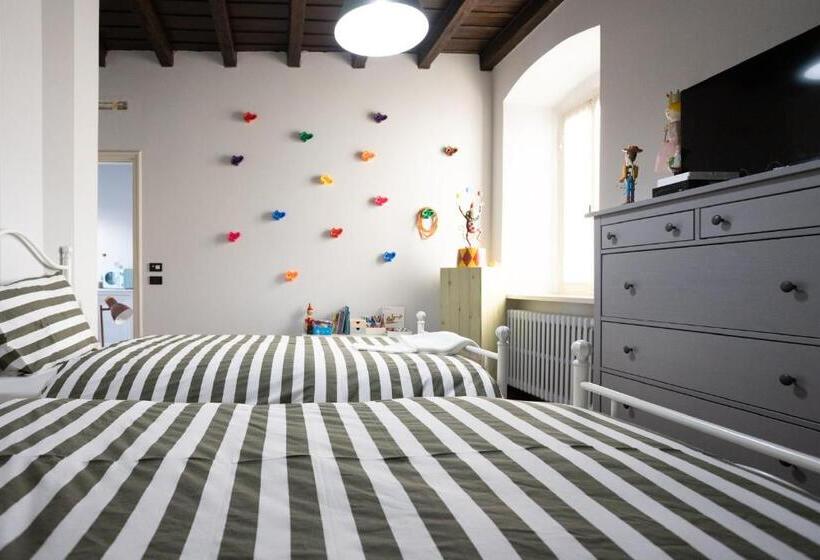 مبيت وإفطار Lo Schiaccianoci Bed&breakfast De Charme