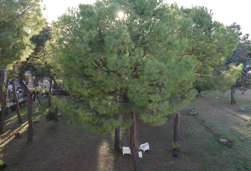 مبيت وإفطار Ostello E Camere Private Prima Luce Foresteria