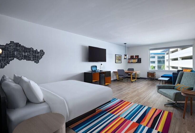 هتل Aloft Austin Southwest
