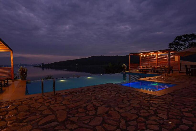 هتل Divine Resort & Spa