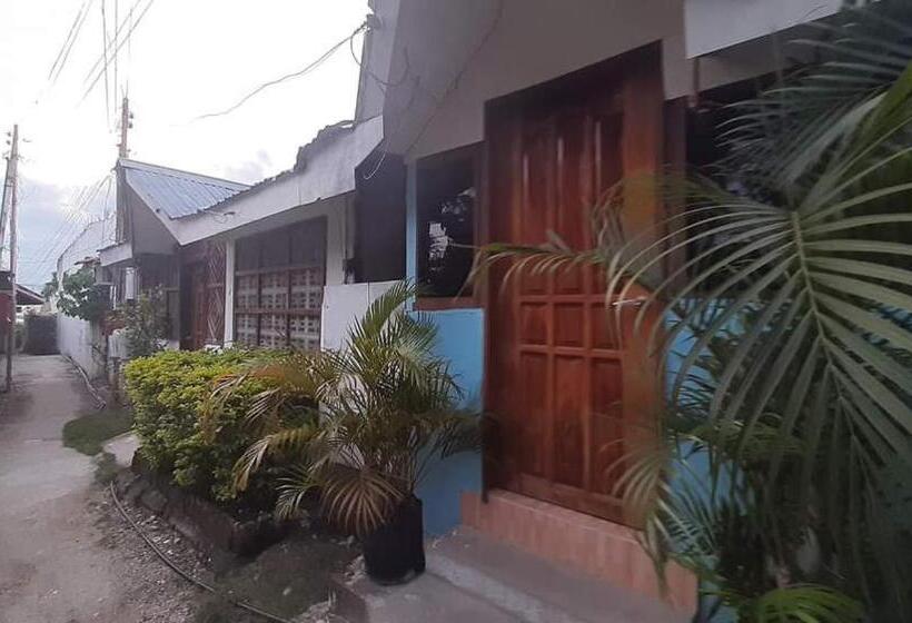 پانسیون A&c Aquino Guesthouse