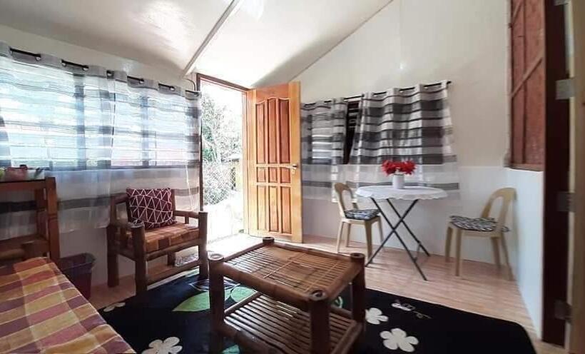 پانسیون A&c Aquino Guesthouse