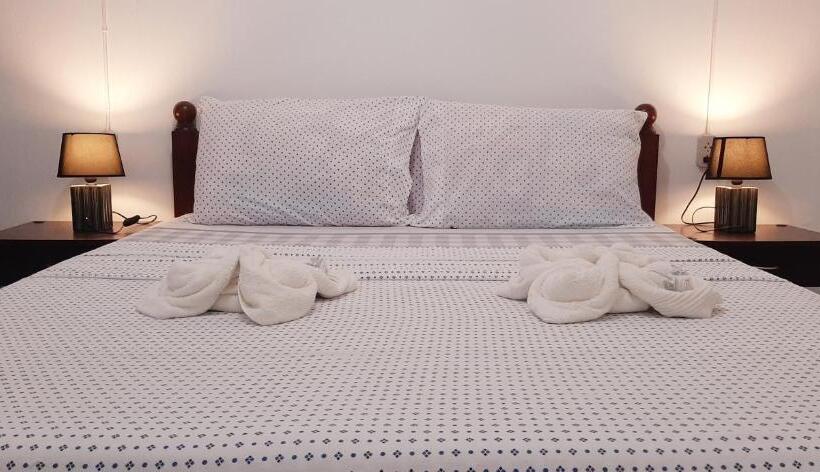 پانسیون A&c Aquino Guesthouse