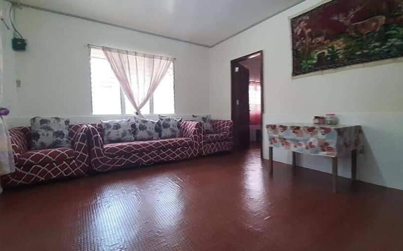 پانسیون A&c Aquino Guesthouse