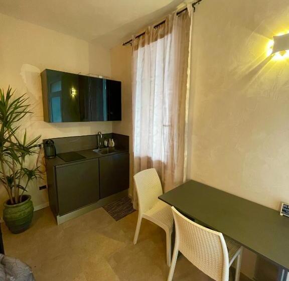 بنسيون Residence Giove