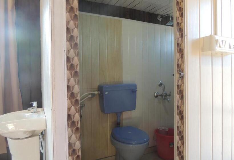 膳宿费 Room In Farmhouse   Dandeli   Aura Jungle Stay