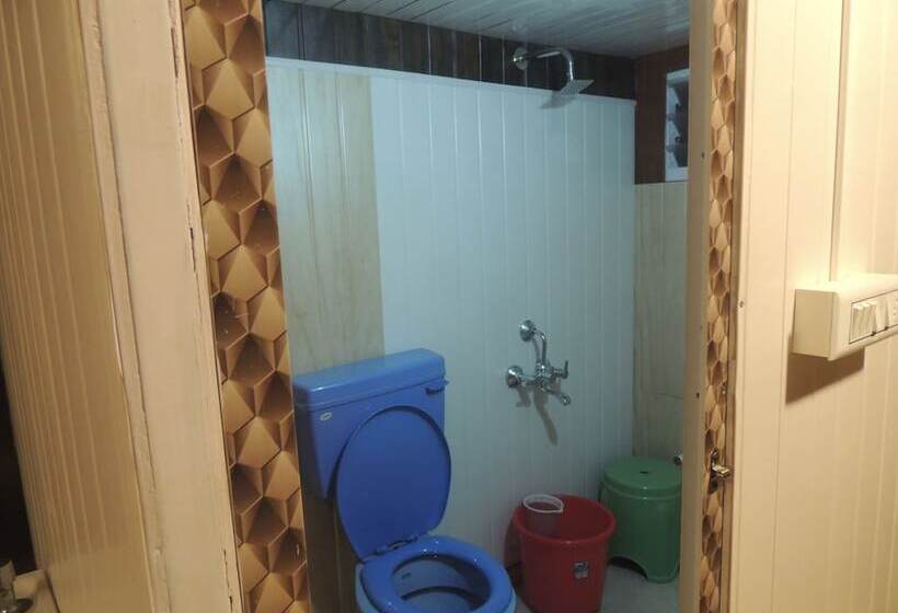 膳宿费 Room In Farmhouse   Dandeli   Aura Jungle Stay