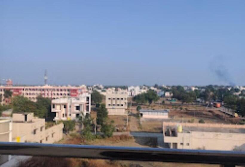 הוסטל Hariram Tower,wardha
