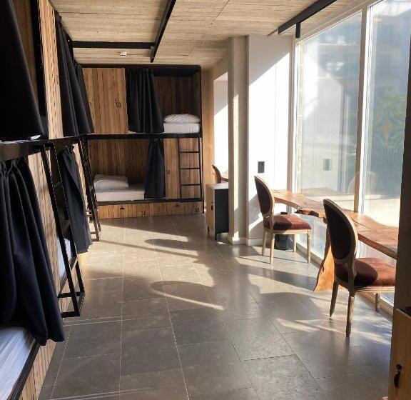 هاستل Zarautz Surf House