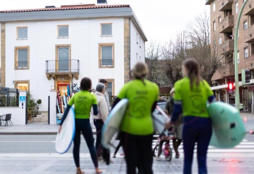 هاستل Zarautz Surf House