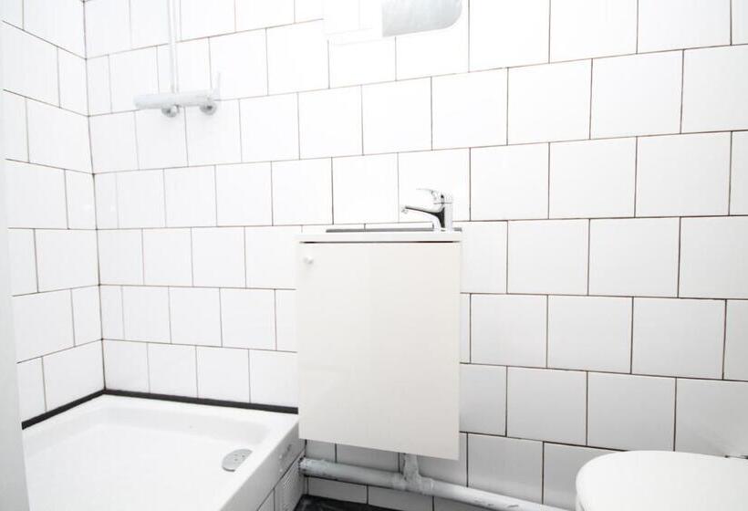 تختخواب و صبحانه 07   Chambre Proche Paris Et Transports Avec Tv Wifi