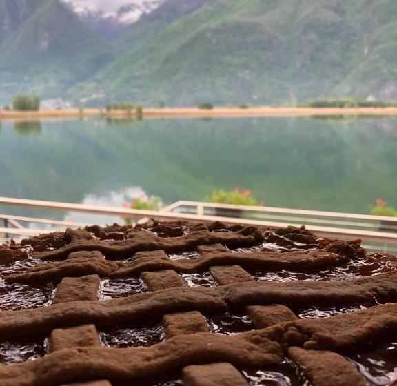 تختخواب و صبحانه Adeline
