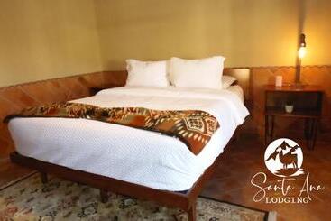 تختخواب و صبحانه Hacienda Santa Ana Lodging
