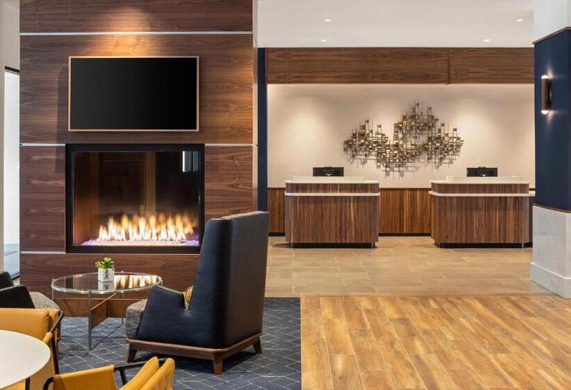 호텔 Courtyard By Marriott Owatonna Downtown