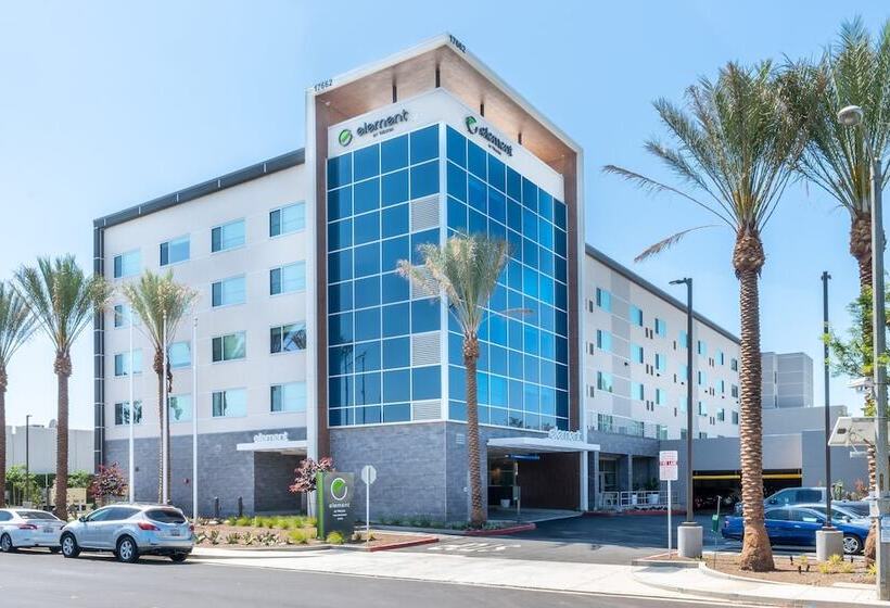 هتل Element Irvine