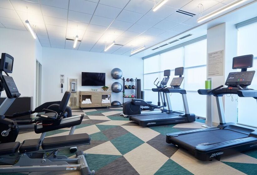 هتل Element Irvine