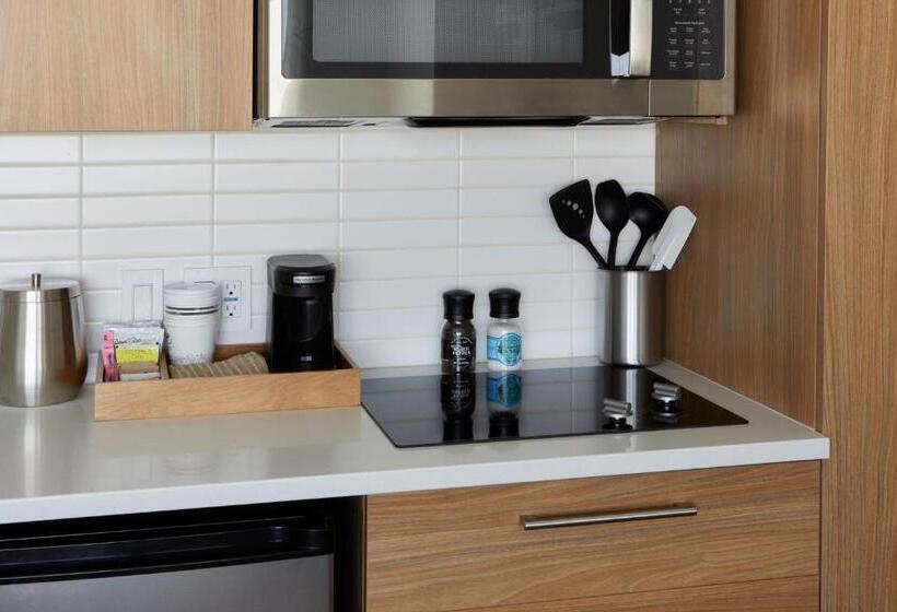 هتل Element Irvine