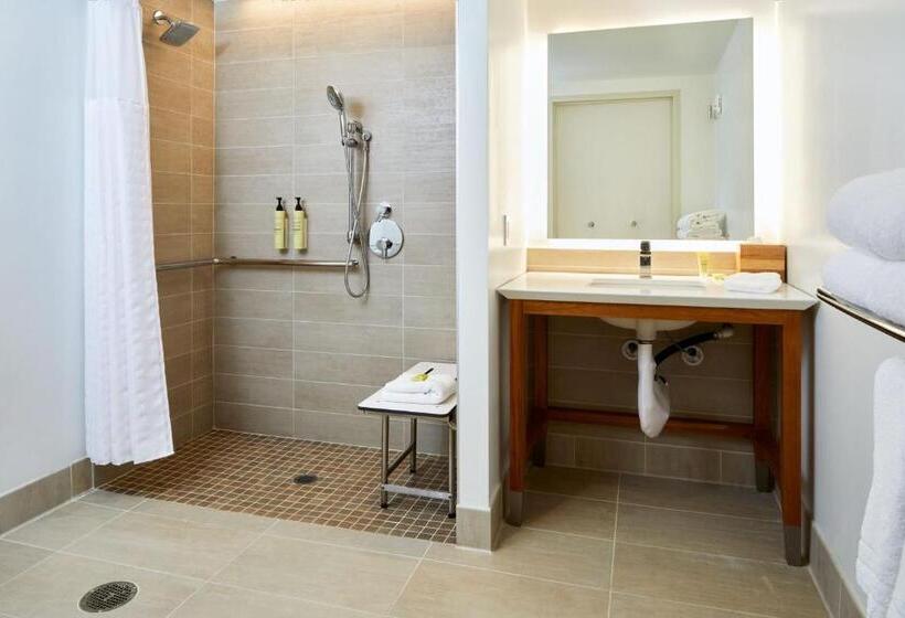هتل Element Irvine