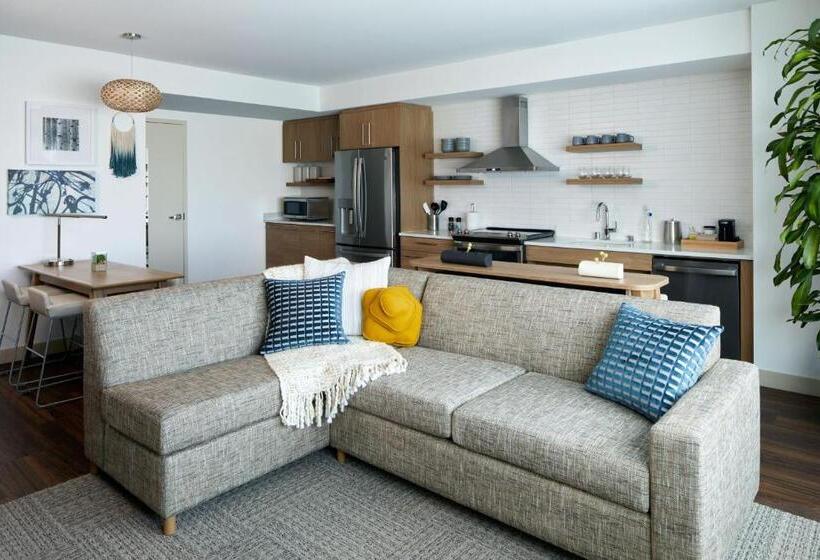 هتل Element Irvine