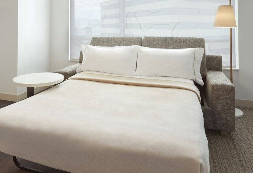 هتل Element Irvine