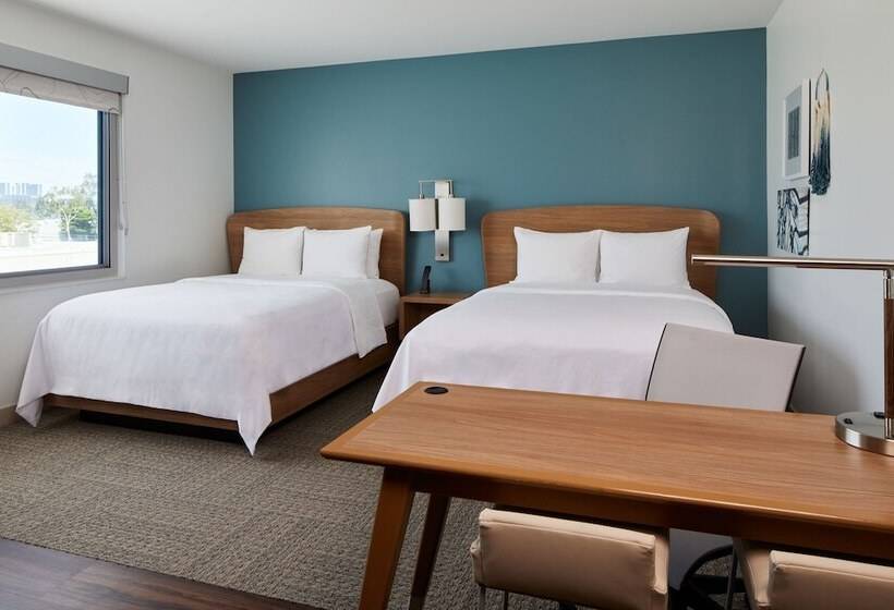 هتل Element Irvine