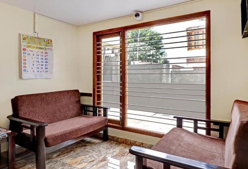 هتل Treebo Aall Season