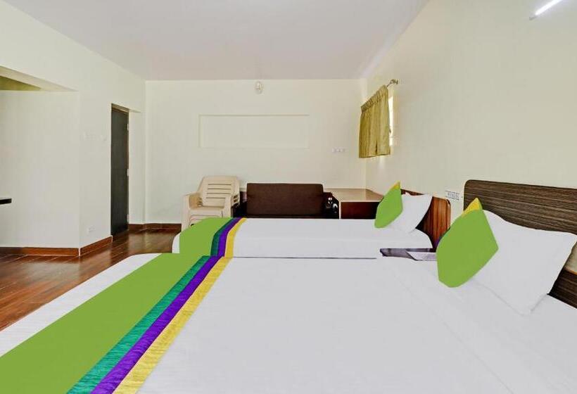 هتل Treebo Aall Season