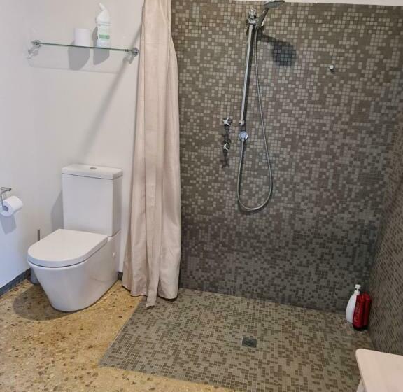 بنسيون Kathy S Room