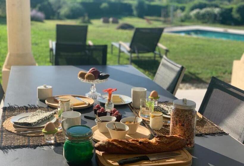 پانسیون La Parenthèse Saint Donat