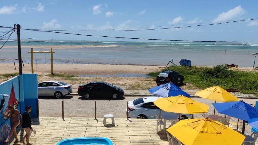 ペンション Pousada Lá Na Praia