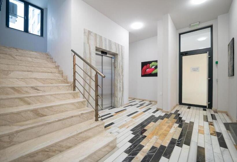 Wow Studios For Rent   Bul Montevideo 25a   B
